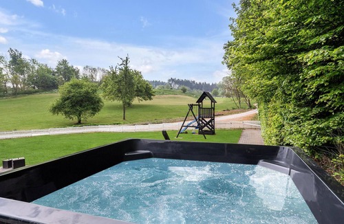Juelsminde House | Gorgeous home in Juelsminde with sauna