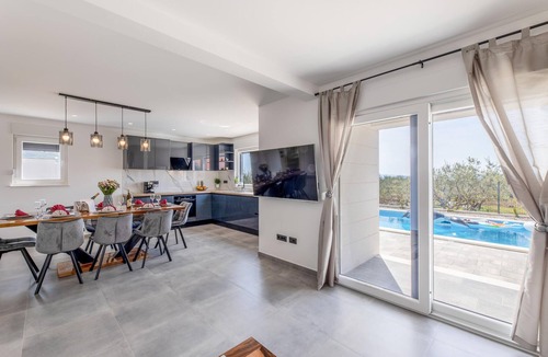 Kastela House | Gorgeous home in Kastel Stari