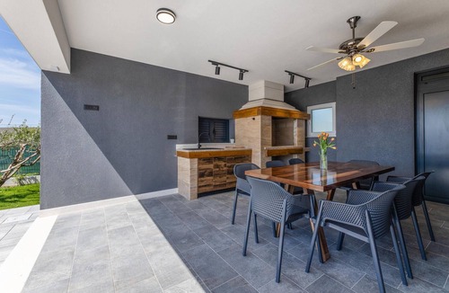 Kastela House | Gorgeous home in Kastel Stari