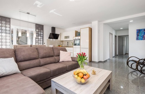 Viskovo House | Gorgeous home in Kastav with WiFi