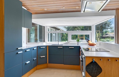 Skødshoved Strand House | Gorgeous home in Knebel with sauna
