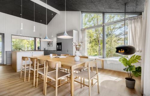 Knebel House | Gorgeous Home In Knebel With Sauna