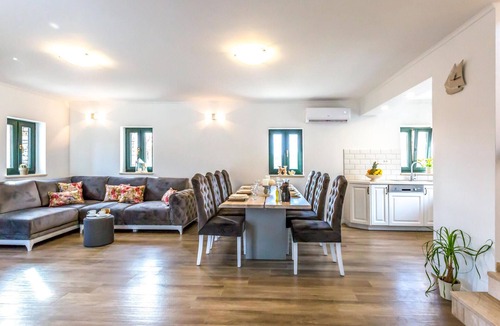 Lovrec House | Gorgeous home in Krivodol