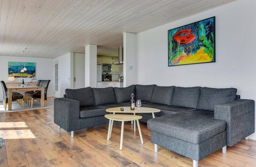 Sonderhav House | Gorgeous home in Kruså with kitchen