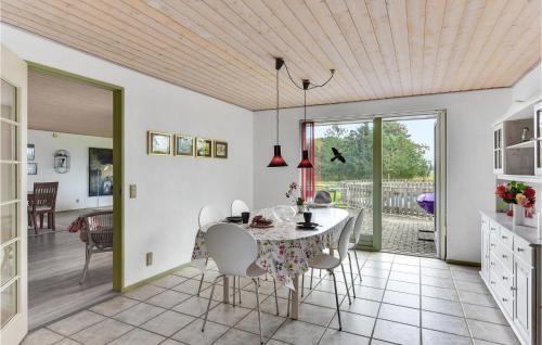 Løgumkloster House | Gorgeous Home In Løgumkloster With Wifi