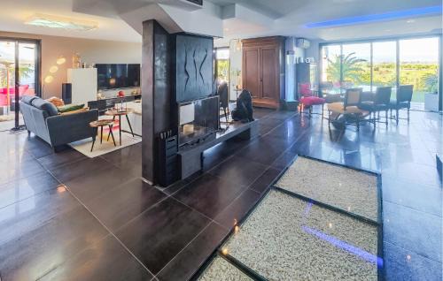 La Redorte House | Gorgeous Home In La Redorte
