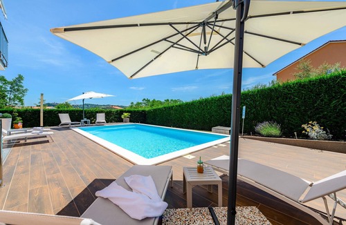Vinez House | Gorgeous home in Labin