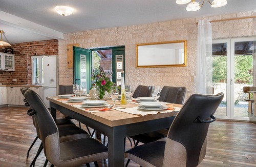 Ladevci House | Gorgeous home in Ladevci