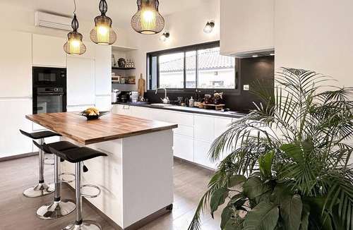 Leon House | Gorgeous home in Leon