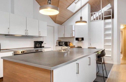 Nr. Lyngby House | Gorgeous home in Løkken with sauna
