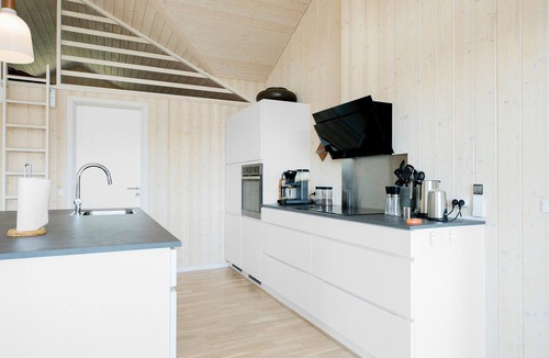 Grønhøj House | Gorgeous home in Løkken with WiFi