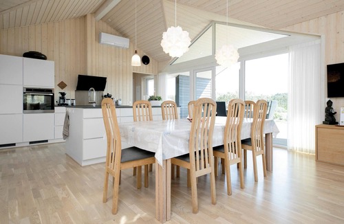 Grønhøj House | Gorgeous home in Løkken with WiFi