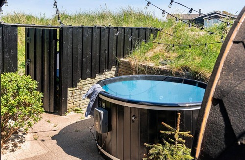 Hvorup Klit House | Gorgeous home in Løkken with sauna