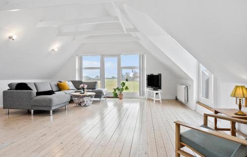 Lundby House | Gorgeous Home In Lundby With Wifi