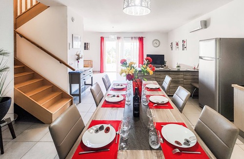 Salleles-d'Aude House | Gorgeous home in Mirepeisset with outdoor swimming pool