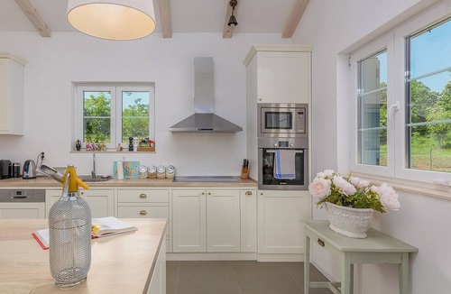 Zminj House | Gorgeous home in Modrusani with sauna