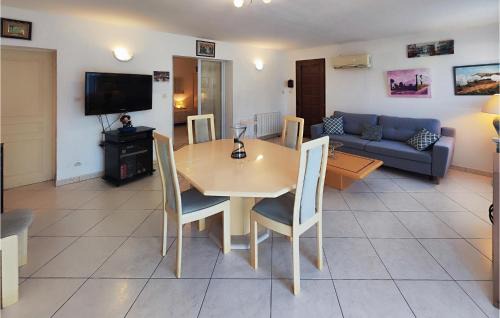 Nebian House | Gorgeous Home In Nébian With Wifi