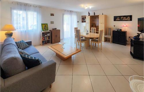 Nebian House | Gorgeous Home In Nébian With Wifi