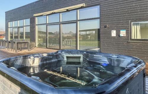 Saksild Strand House | Gorgeous Home In Odder With Wifi