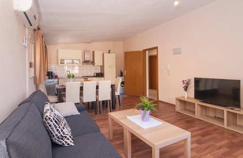 Omis House | Gorgeous home in Omis