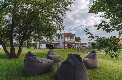 Oroslavje House | Gorgeous home in Oroslavje with sauna