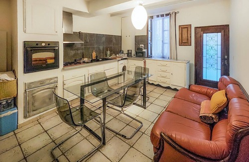 Pezenas House | Gorgeous home in Pézenas with WiFi