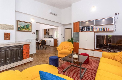 Skrbcici House | Gorgeous home in Pinezici