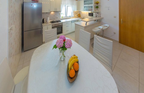 Zupa dubrovacka House | Gorgeous home in Plat