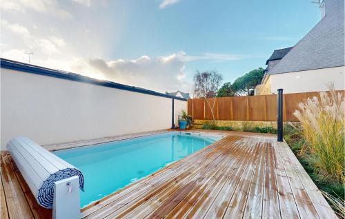 Loguivy House | Gorgeous Home In Ploubazlanec
