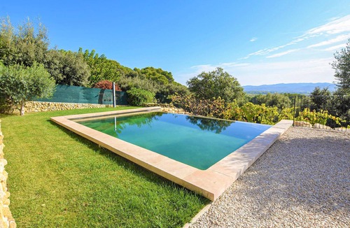Puget House | Gorgeous home in Puget