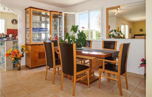 Puisserguier House | Gorgeous Home In Puisserguier