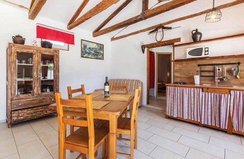 Pula House | Gorgeous home in Pula