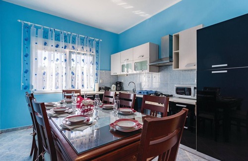 Pula House | Gorgeous home in Pula