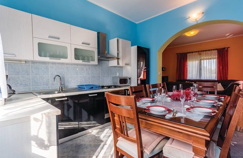 Pula House | Gorgeous home in Pula