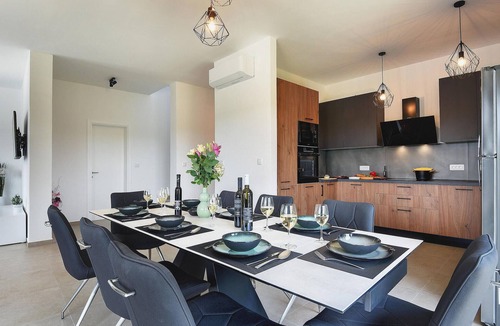 Jadreski House | Gorgeous home in Pula