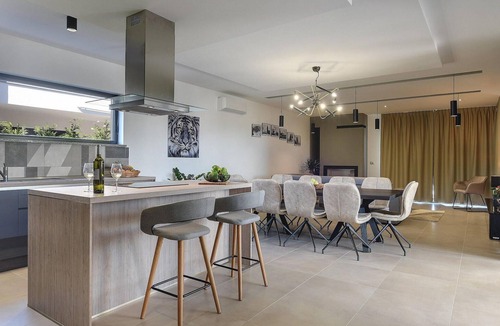 Sikici House | Gorgeous home in Pula with sauna