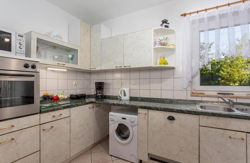 Punat House | Gorgeous home in Punat