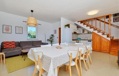 Punta Kriza House | Gorgeous Home In Punta Kriza With Wifi