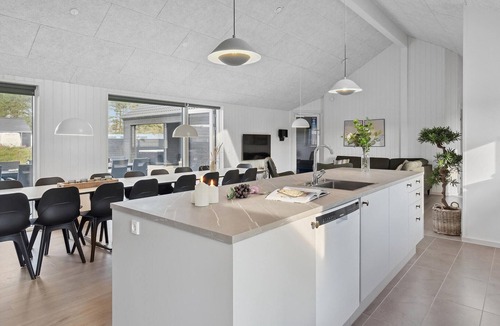 Kongsmark House | Gorgeous home in Rømø with sauna
