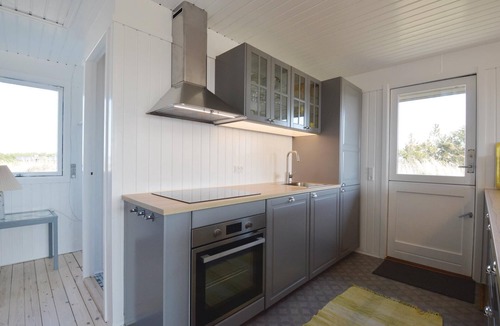 Klegod Strand House | Gorgeous home in Ringkøbing with WiFi