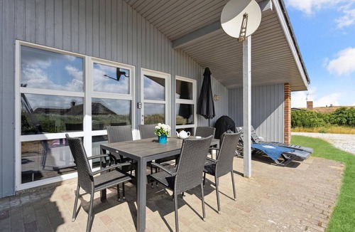 Houvig Strand House | Gorgeous home in Ringkøbing with sauna