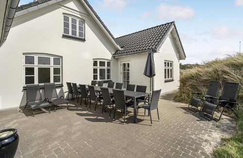 Sondervig House | Gorgeous home in Ringkøbing with sauna