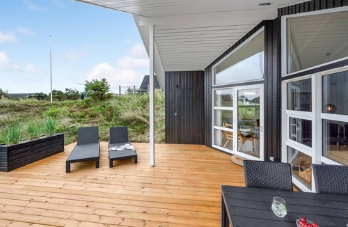 Sondervig House | Gorgeous home in Ringkøbing with sauna