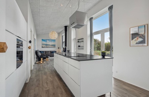 Sondervig House | Gorgeous home in Ringkøbing with WiFi
