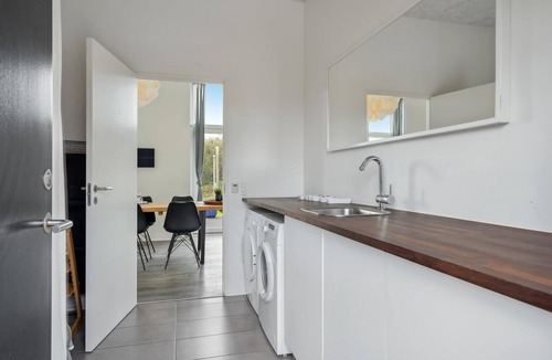 Sondervig House | Gorgeous home in Ringkøbing with WiFi