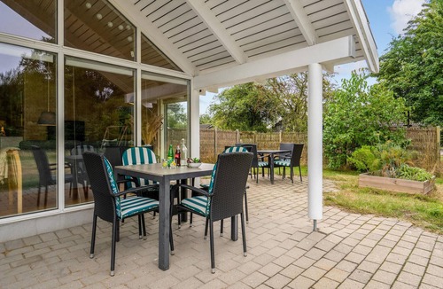Kramnitse House | Gorgeous home in Rødby with WiFi