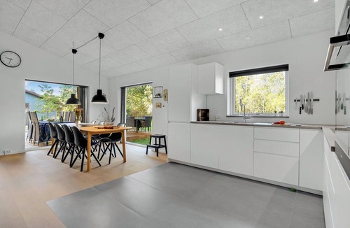 Kramnitse House | Gorgeous home in Rødby with sauna
