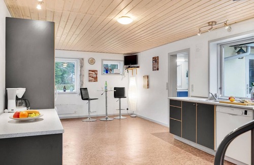 Spodsbjerg House | Gorgeous home in Rudkøbing with WiFi