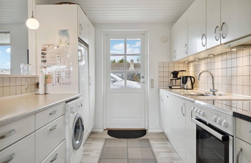 Spodsbjerg House | Gorgeous home in Rudkøbing with WiFi