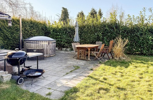 Stubbekobing House | Gorgeous home in Stubbekøbing with WiFi
